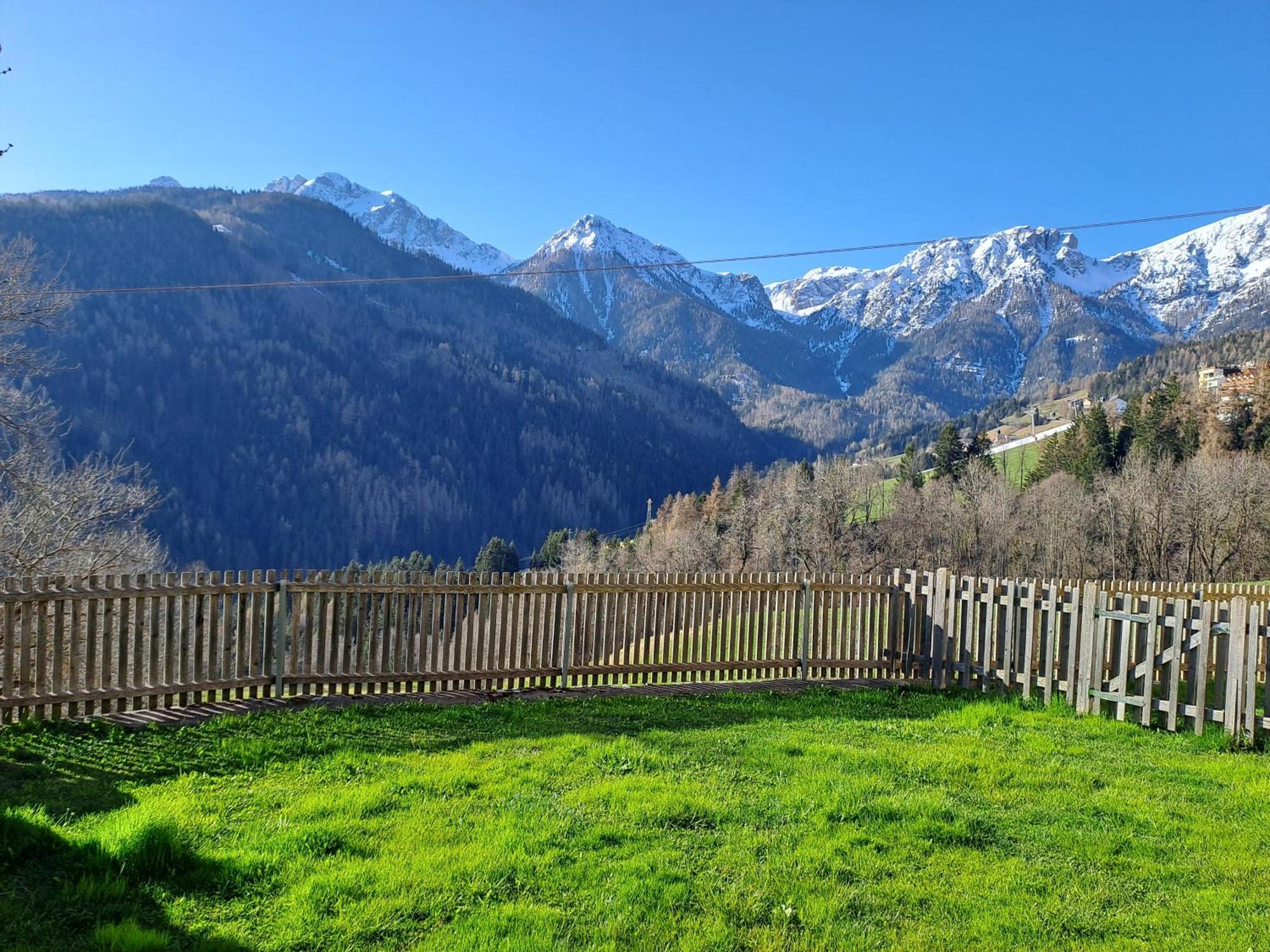 Casa Simona Apartment Sorafurcia Екстериор снимка